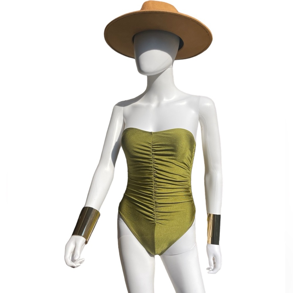 FashionNova swimsuit